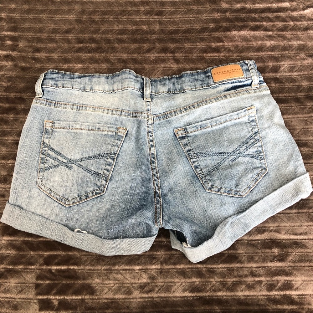 Aeropostale Midi Distressed Jean Shorts Size 2 GUC - Picture 7 of 8